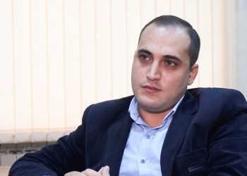 Դատարանը երկու ամսով կալանավորել է «Իմնեմնիմի»-ի համահեղինակ Նարեկ Սամսոնյանին