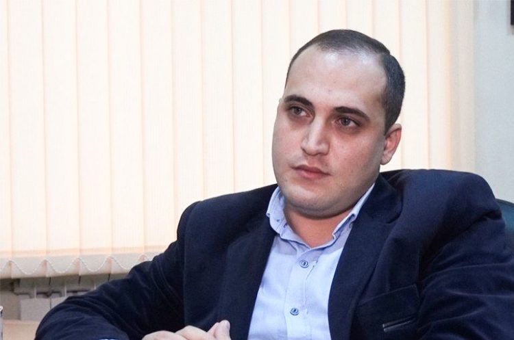 Դատարանը երկու ամսով կալանավորել է «Իմնեմնիմի»-ի համահեղինակ Նարեկ Սամսոնյանին