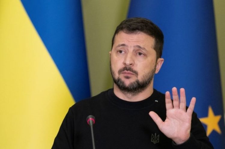 СМИ узнали об отмене визита Зеленского в Ереван