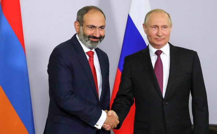 Кремль анонсировал встречу Пашиняна с Путиным