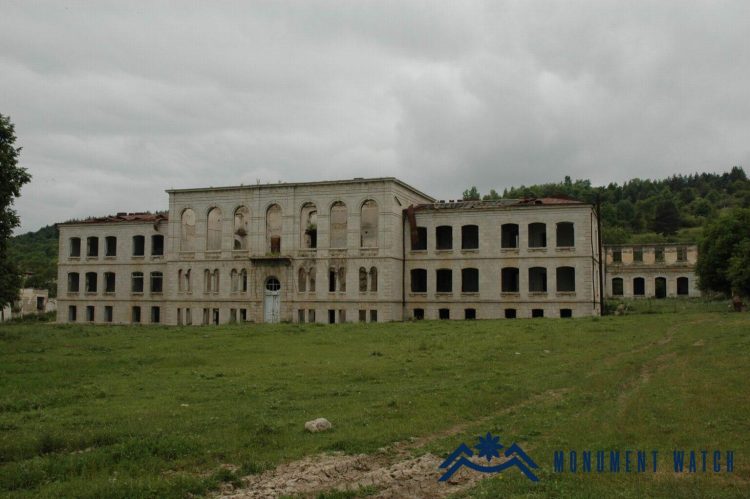 Բաքուն մտադիր է ջնջել Շուշիի ռեալական ուսումնարանի հայկական հետքերը. Monument watch