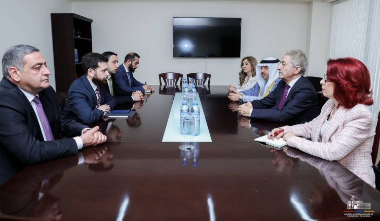 ՀՀ ԱԳ փոխնախարն ու Մուհամեդ Ակրամ Ալ-Աջլանին մտքեր են փոխանակել Հարավային Կովկասում անվտանգային իրավիճակի շուրջ
