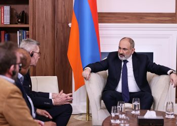 Փաշինյանն իրատեսական չի համարում Արցախի հայերի վերադարձը