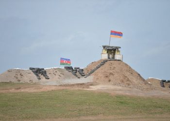 Минобороны Армении сообщило об обстреле Азербайджаном сел Сюникской области