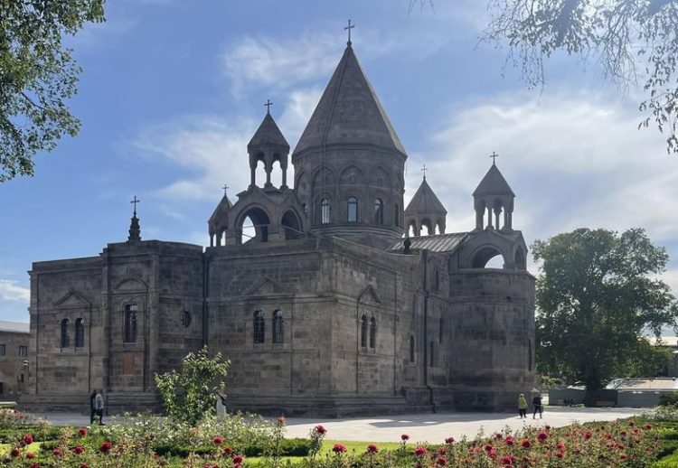 Երևանում մեկնարկել է YSAF-ի «վայրի արվեստ» երաժշտական ​​փառատոնը