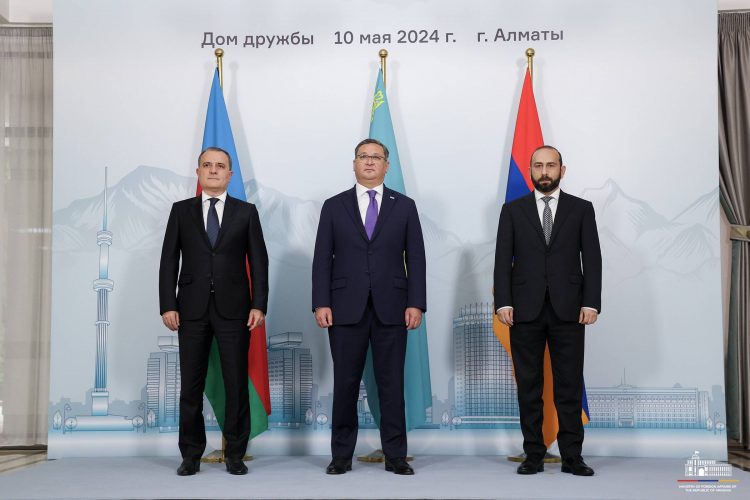 Переговоры глав МИД Армении и Азербайджана в Алматы завершились без договорённостей