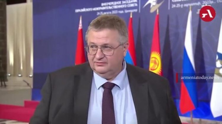 Вице-премьер России заявил об отсутствии перебоев в торговле с Арменией
