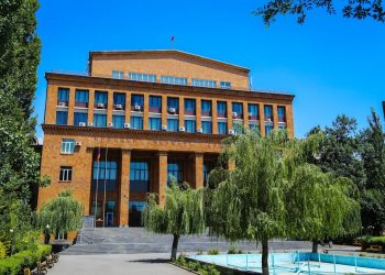ԵՊՀ 57 դասախոս աջակցություն է հայտնել «Տավուշը հանուն հայրենիքի» շարժմանը և պահանջել Փաշինյանի հրաժարականը