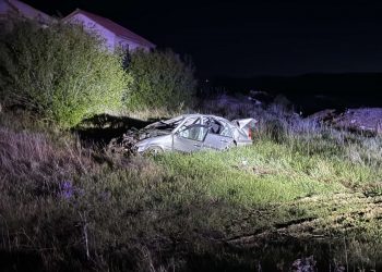 Երևան-Գյումրի ավտոճանապարհին մեքենայի վթարի հետևանքով 17-ամյա ուղևորը մահացել է, վարորդը հոսպիտալացվել է