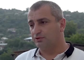 Ձերբակալել են Հաթերքի գյուղապետին՝ մեքենայի մեջ միայնակ թողնելով 3 մանկահասակ երեխայի․ փաստաբան