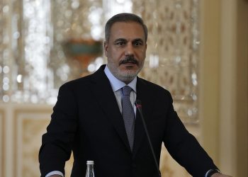 Թուրքիայի ԱԳ նախարարը Նարիշկինի և Շոյգուի հետ քննարկել է Հայաստանի և Ադրբեջանի միջև խաղաղության պայմանագրի գործընթացը