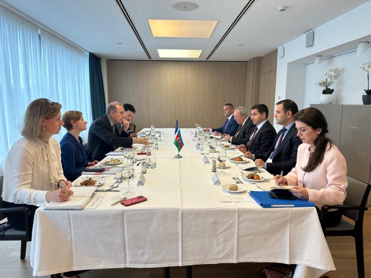 ԵՄ-ն և Ադրբեջանը քննարկել են Երևանի և Բաքվի միջև հարաբերությունների կարգավորման հարցը