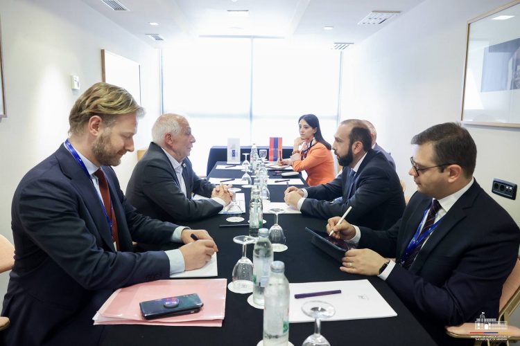 Միրզոյանը Բորելին հայտնել է Երևանի և Բաքվի միջև խաղաղության պայմանագրի կնքման անհրաժեշտության մասին