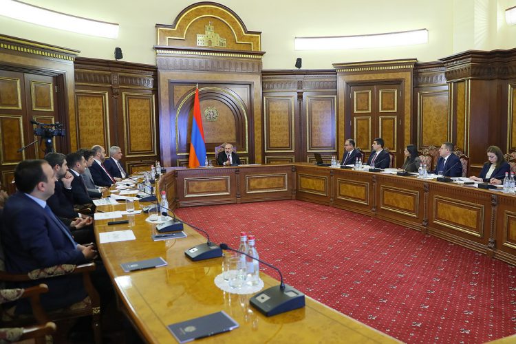 ՀՀ-ում աշխատանքի է անցել շուրջ 16 000 արցախցի․ փոխվարչապետ Տիգրան Խաչատրյանի գրասենյակի հաշվետվությունը