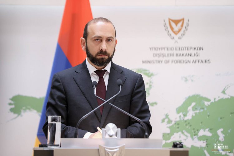«Должны воспользоваться историческим моментом»: Мирзоян призвал закрыть страницу вражды с Баку