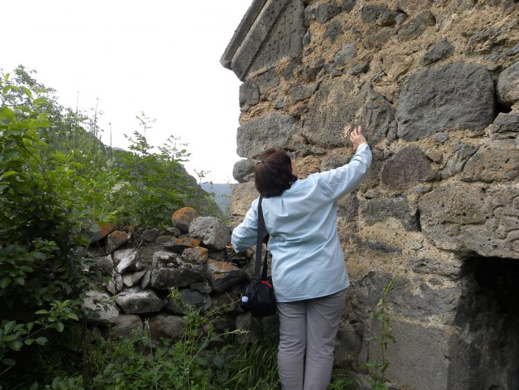 Գիտահետազոտական կենտրոնի արշավախումբը Սյունիքի մարզում նոր հուշարձաններ է հայտնաբերել