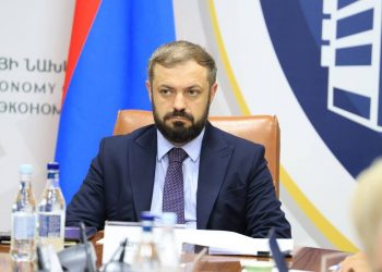 Պապոյանը մասնակցելու է ԵԱՏՄ արդյունաբերական քաղաքականության խորհրդի նիստին