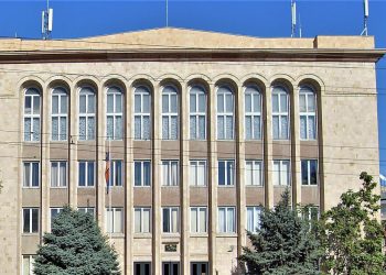 ԱԺ ընդդիմությունը դիմել է ՍԴ՝ վիճարկելու հավաքների մասնակցությանը նյութապես շահագրգռելու հոդվածի սահմանադրականությունը