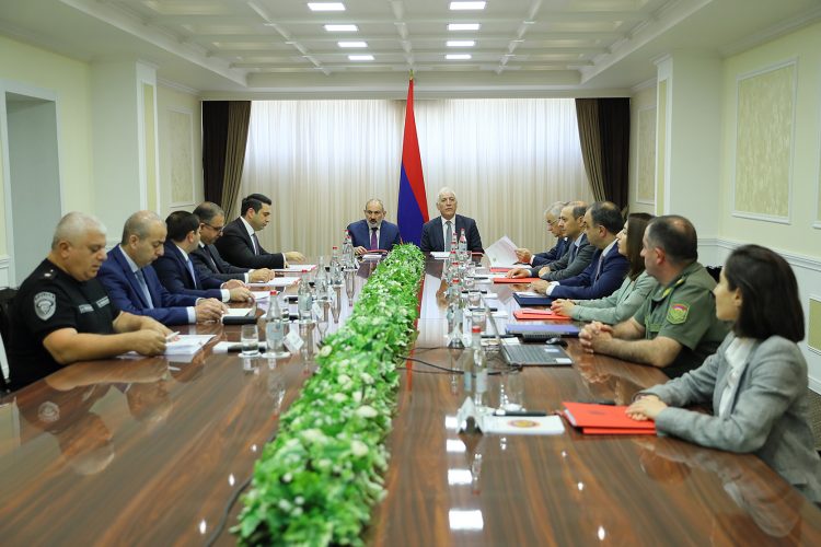 Փաշինյանն անցկացրել է Անվտանգության խորհրդի նիստ