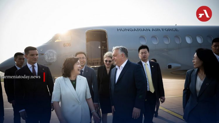 Օրբանը «խաղաղ առաքելության» շրջանակներում Պեկինում հանդիպել է Սի Ցզինպինի հետ