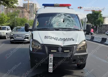 Ոստիկանության զորքերի «ԳԱԶել»-ը վրաերթի է ենթարկել 17-ամյա տղայի. ԶԼՄ