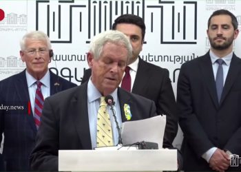 Ադրբեջանցի գործընկերներին հորդորում եմ խաղաղության գործընթացը հնարավորինս արագ ամփոփել․ սենատոր
