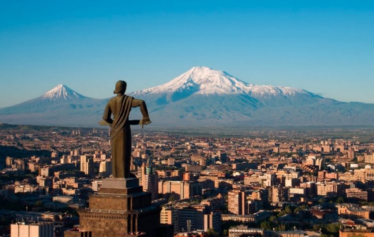 Վստահ եմ՝ իմ և Մախաչովի մենամարտը տեղի կունենա․ Արման Ծառուկյան