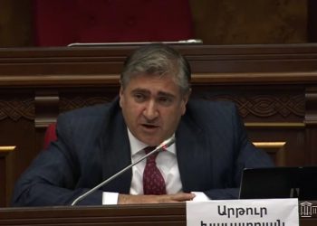 Հայաստանի իշխանությունները փորձում են պառակտել մեր ազգը․ Արթուր Խաչատրյան