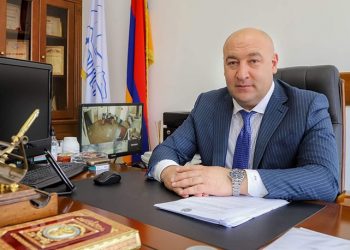 Դատախազությունը Քաջարանի համայնքապետից 1 մլրդ դրամ բռնագանձելու պահանջ է ներկայացրել