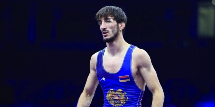 Славик Галстян уступил в полуфинале Олимпийских игр и поборется за бронзовую медаль