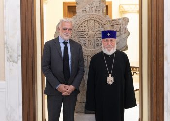 Գարեգին Բ-ն և Օկամպոն քննարկել են արցախցիների իրավունքների պաշտպանության հարցը
