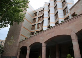 Վստահ եմ՝ իմ և Մախաչովի մենամարտը տեղի կունենա․ Արման Ծառուկյան