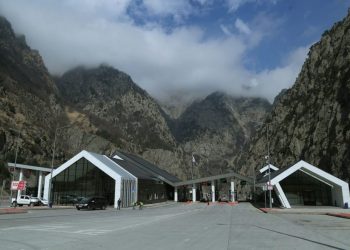 Վստահ եմ՝ իմ և Մախաչովի մենամարտը տեղի կունենա․ Արման Ծառուկյան