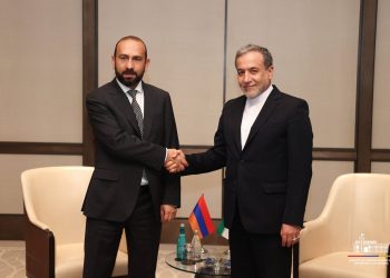 Միրզոյանն ու Արաղչին վերահաստատել են տարածաշրջանային կապուղիների ապաշրջափակման հարցում սկզբունքային մոտեցումը