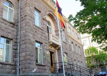 Վստահ եմ՝ իմ և Մախաչովի մենամարտը տեղի կունենա․ Արման Ծառուկյան