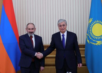 Փաշինյանը Տոկաևի հետ քննարկել է երկկողմ օրակարգը և տարածաշրջանային հարաբերությունները