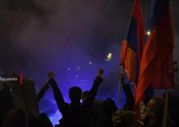 «Սրբազան պայքար» շարժումը երթ է իրականացրել դեպի ՍԴ շենք և հայտարարել հաջորդ ակցիայի մասին