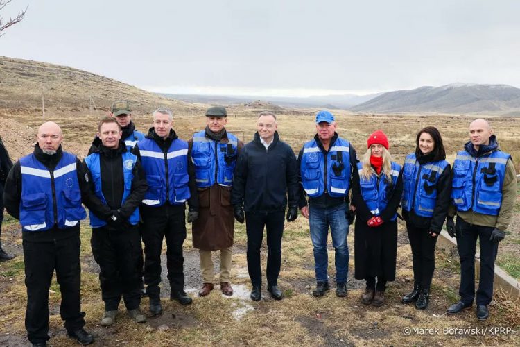 Բաքուն Լեհաստանի նախագահին սպառնացել է «դիվանագիտական ​​միջոցներով»