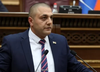 Վարչապետը Կարեն Սարուխանյանին հանձնարարել է ապացուցել, որ թմրանյութ չի օգտագործում․ ԶԼՄ