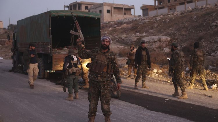 Сирийская армия подтвердила проникновение боевиков в Алеппо и заявила о «передислокации»