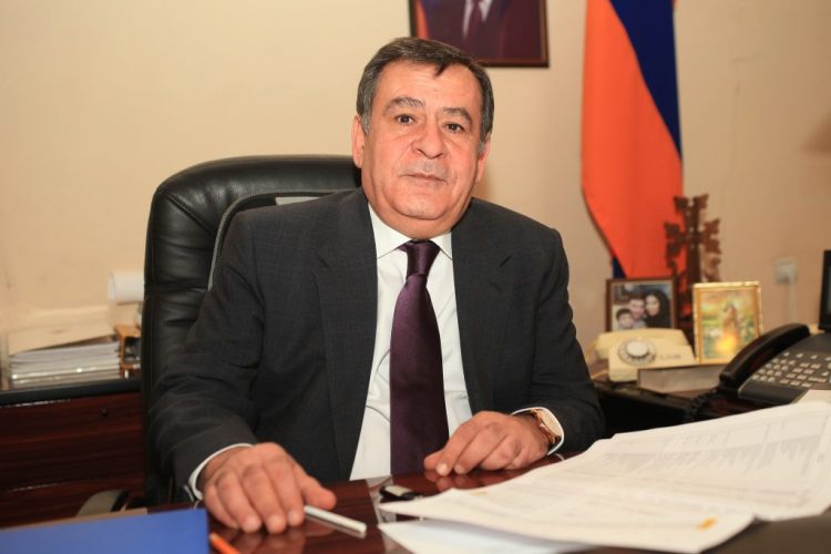 Генпрокуратура потребовала взыскать с экс-министра крупную сумму в пользу Армении