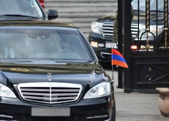 Կառավարությունը մտադիր է կրճատել ծառայողական ավտոմեքենաների թիվը. ԶԼՄ