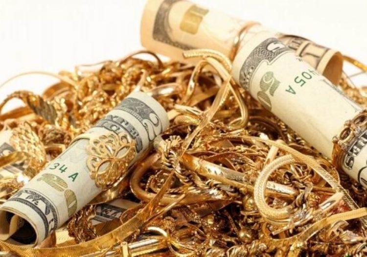 В Ереване из квартиры пожилого мужчины украли $9 тысяч и ювелирные изделия