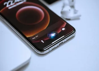 Apple-ը 95 մլն դոլար կվճարի Siri-ի օգտատերերի անձնական խոսակցությունների գաղտնալսման գործը հարթելու համար