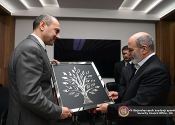 Ահմադիանն ու Գրիգորյանը քննարկել են Հայաստան-Իրան փոխգործակցության հեռանկարները