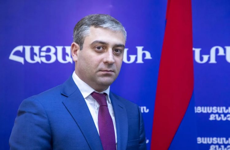 Начальник крупного отдела Следкома Петрос Петросян уволился с должности