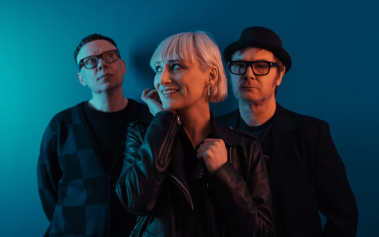 Բելգիական հայտնի HOOVERPHONIC փոփ խումբը համերգով հանդես կգա Երևանում