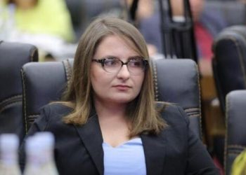 Ալեն Սիմոնյանին վրդովեցրել է, որ արցախցիները չեն մնացել ու ամբողջությամբ չեն ցեղասպանվել․ Վարդանյան