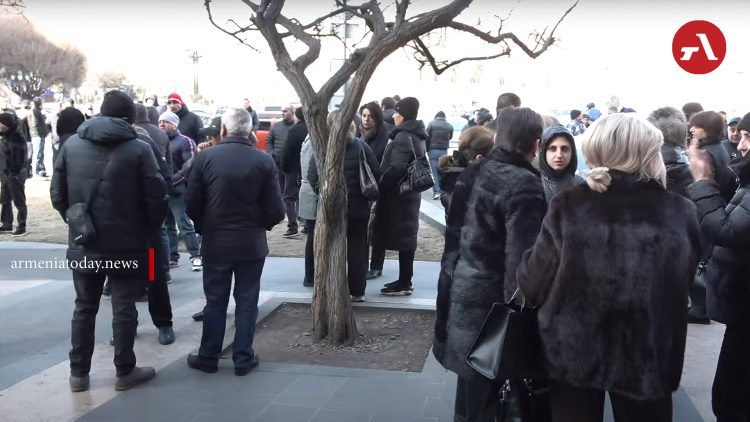 «Կասեցում»․ տնտեսվարողների ակցիան՝ շրջանառության հարկը բարձրացնելու դեմ