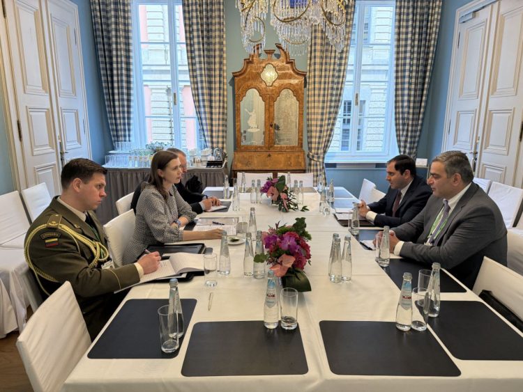 Պապիկյանը քննարկել է Բալթյան երկրների հետ համագործակցությունը
